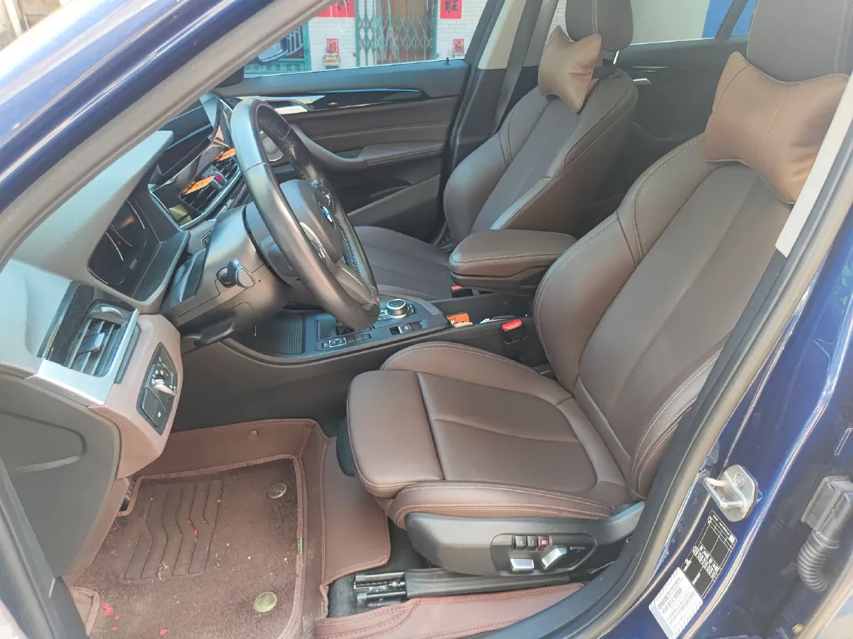 2022 BMW X1 2.0T 192HP L4 7DCT,autocango,china used car exporter,china ev exporter,chinese used car exporter,chinese used ev exporter