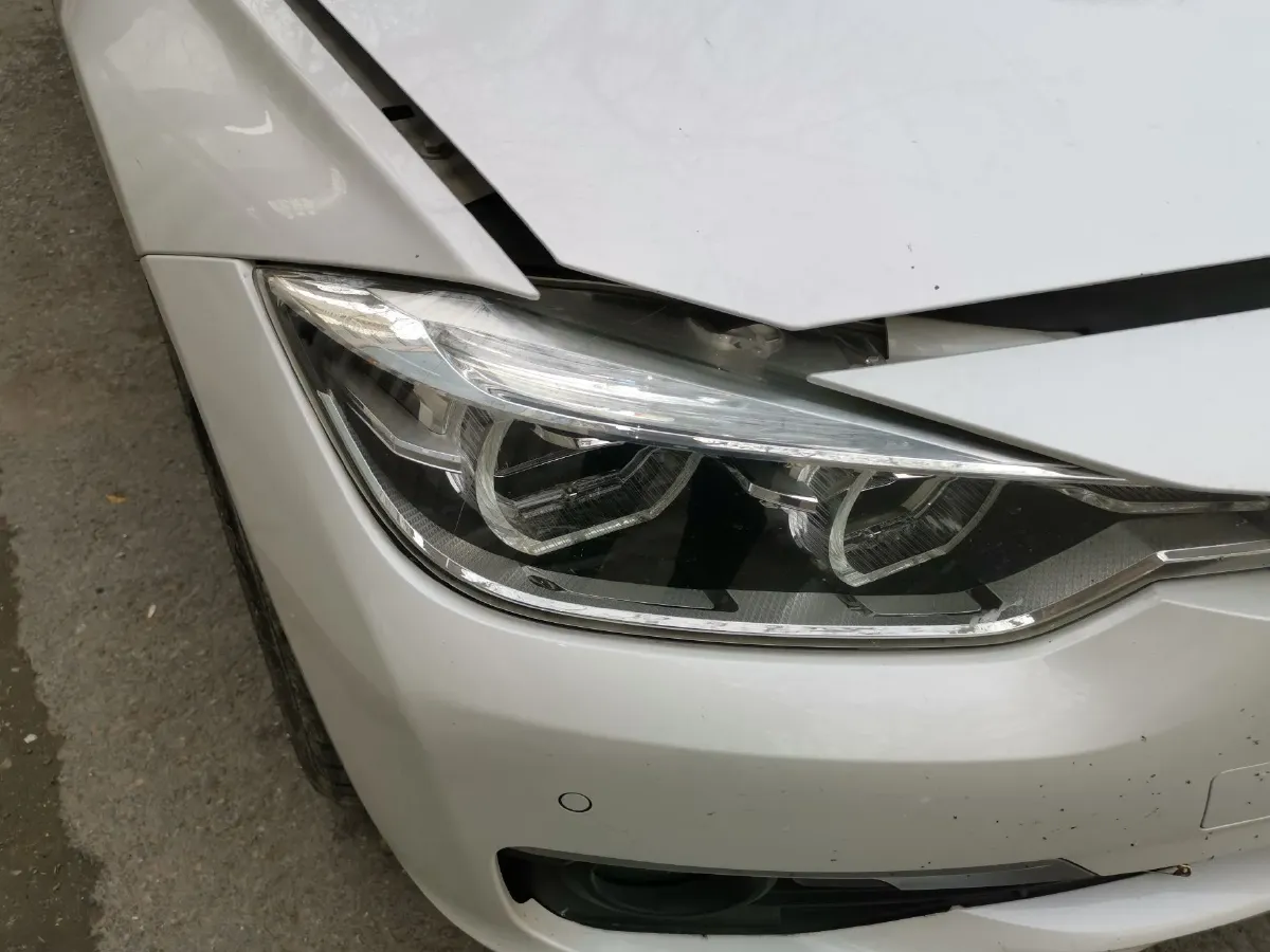 2019 BMW 3 Series 2.0T 184HP L4 8AT,autocango,china used car exporter,china ev exporter,chinese used car exporter,chinese used ev exporter