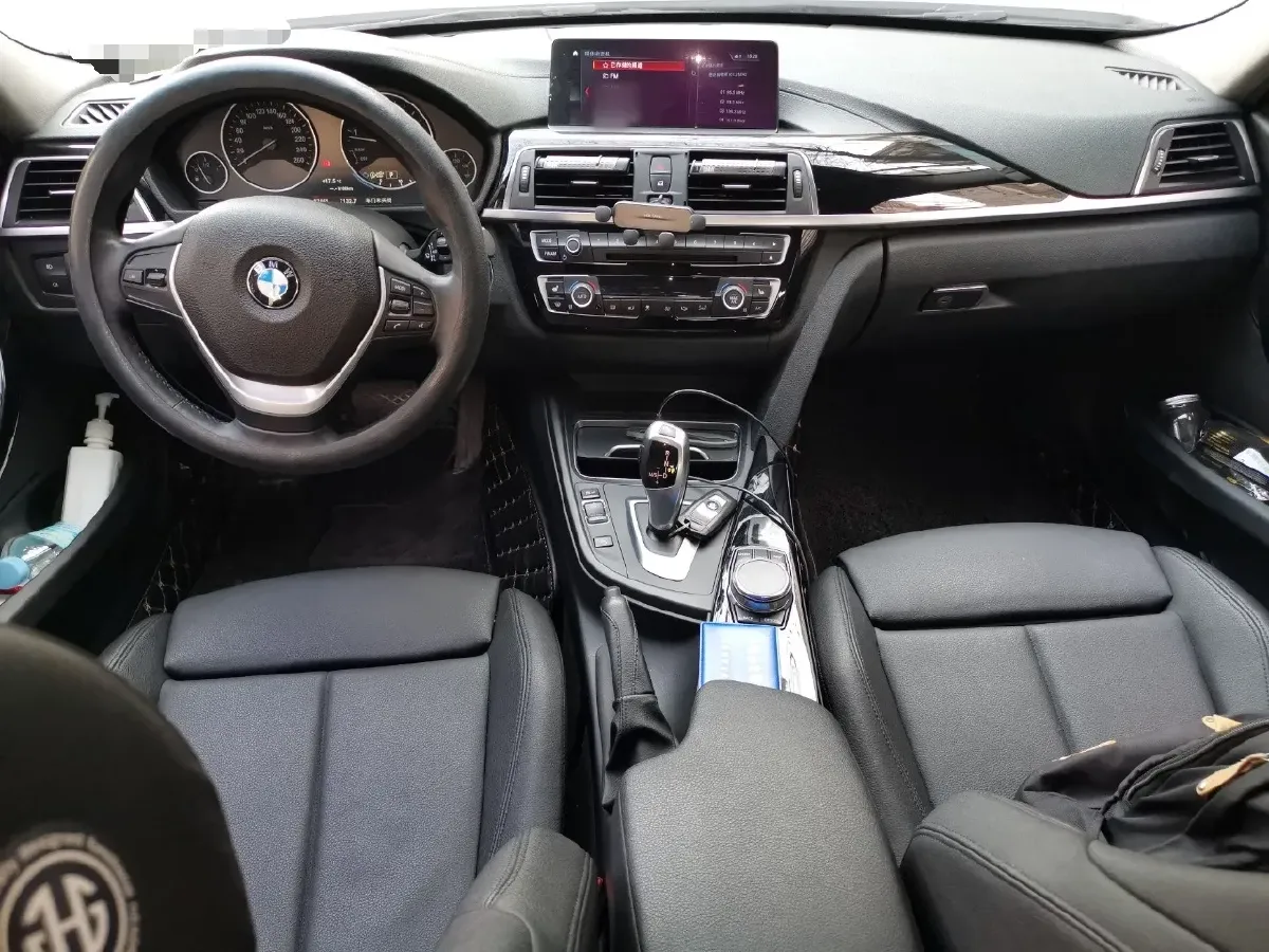 2019 BMW 3 Series 2.0T 184HP L4 8AT,autocango,china used car exporter,china ev exporter,chinese used car exporter,chinese used ev exporter