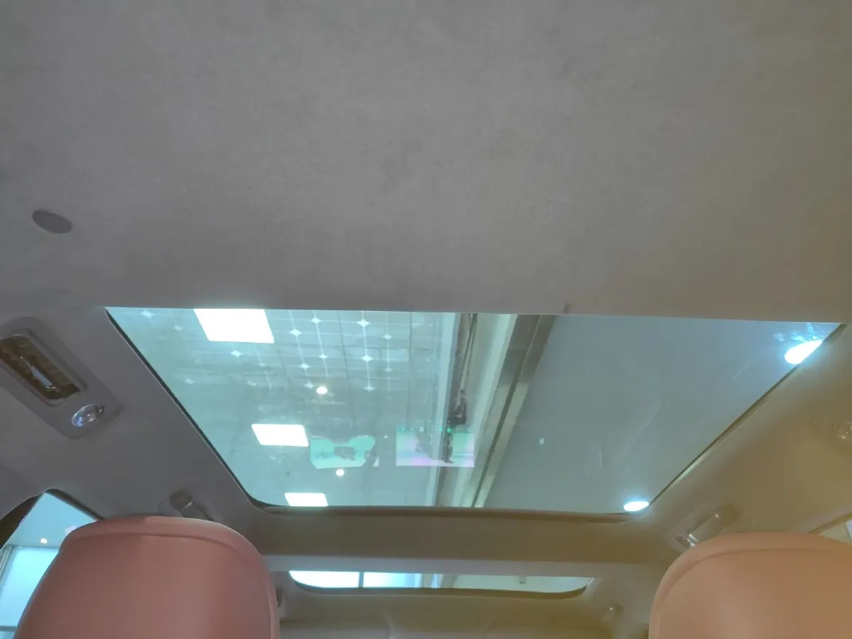 2025 AITO AITO M8 REEV 160HP REEV 53.4KWH,autocango,china used car exporter,china ev exporter,chinese used car exporter,chinese used ev exporter