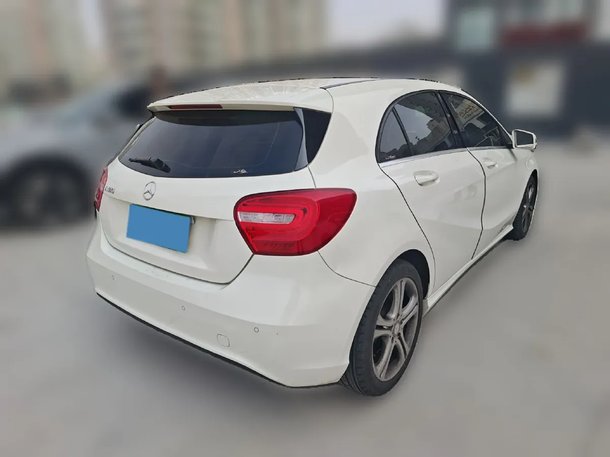 2015 Mercedes-Benz A Class 1.6T 122HP L4 7DCT,autocango,china used car exporter,china ev exporter,chinese used car exporter,chinese used ev exporter