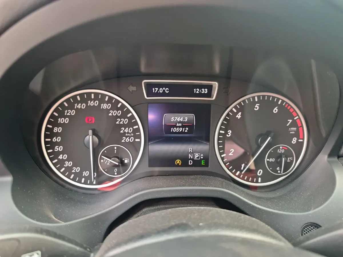 2015 Mercedes-Benz A Class 1.6T 122HP L4 7DCT,autocango,china used car exporter,china ev exporter,chinese used car exporter,chinese used ev exporter