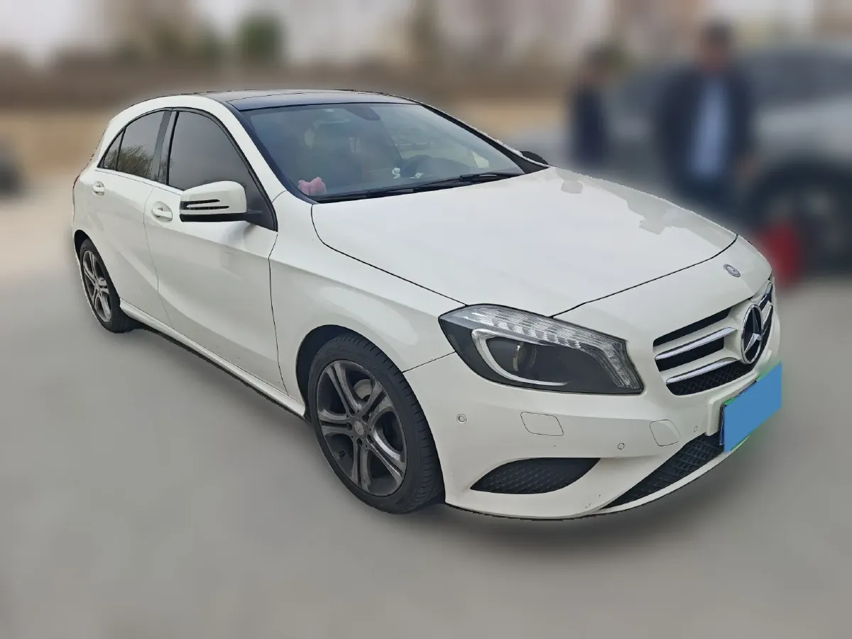 2015 Mercedes-Benz A Class 1.6T 122HP L4 7DCT,autocango,china used car exporter,china ev exporter,chinese used car exporter,chinese used ev exporter