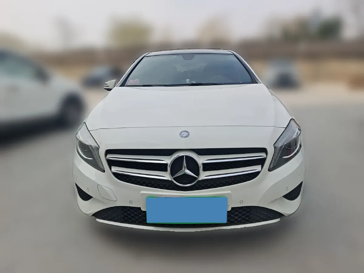 2015 Mercedes-Benz A Class 1.6T 122HP L4 7DCT,autocango,china used car exporter,china ev exporter,chinese used car exporter,chinese used ev exporter
