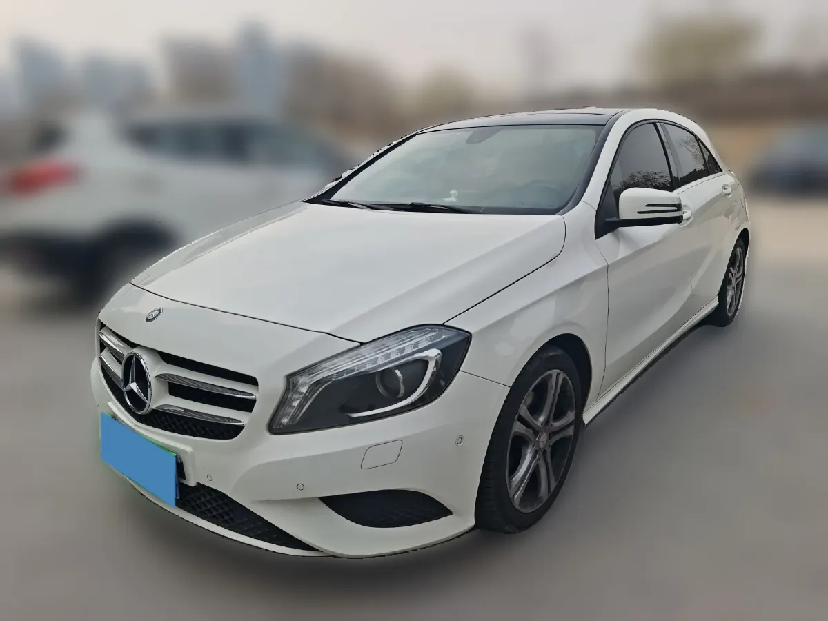 2015 Mercedes-Benz A Class 1.6T 122HP L4 7DCT,autocango,china used car exporter,china ev exporter,chinese used car exporter,chinese used ev exporter