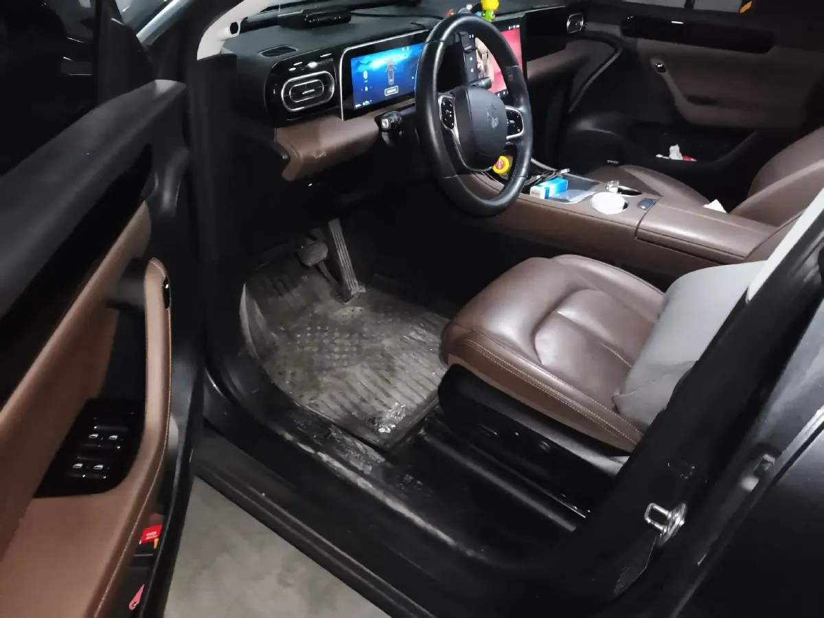 2023 Leapmotor C11 BEV 69.2KWH,autocango,china used car exporter,china ev exporter,chinese used car exporter,chinese used ev exporter