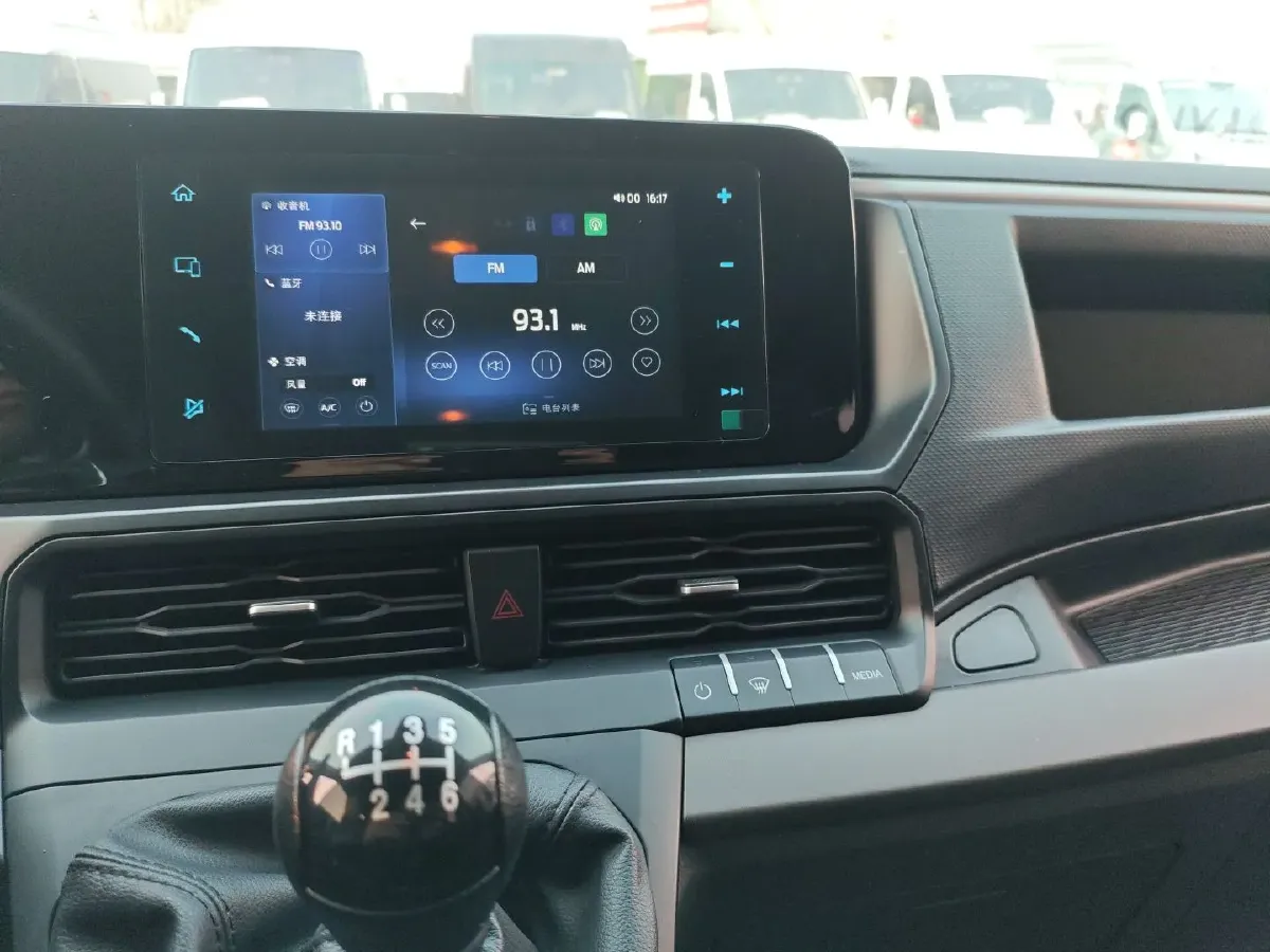 2024 Ford TransitT8 2.0T 154HP L4 6MT,autocango,china used car exporter,china ev exporter,chinese used car exporter,chinese used ev exporter