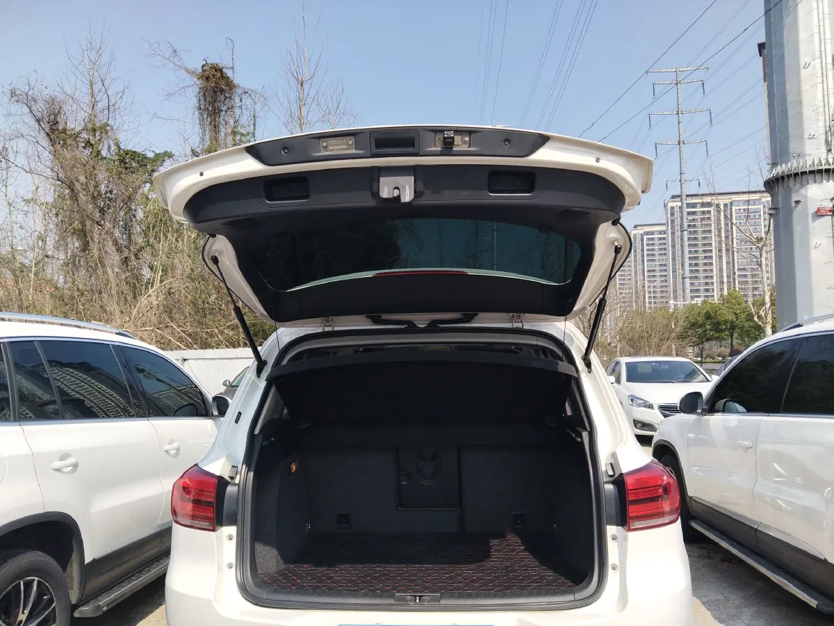 2016 Volkswagen Tiguan 1.4T 150HP L4 6DCT,autocango,china used car exporter,china ev exporter,chinese used car exporter,chinese used ev exporter