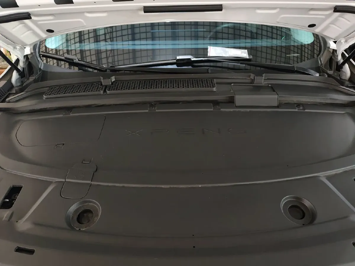 2025 Xpeng G6 BEV 68.5KWH,autocango,china used car exporter,china ev exporter,chinese used car exporter,chinese used ev exporter