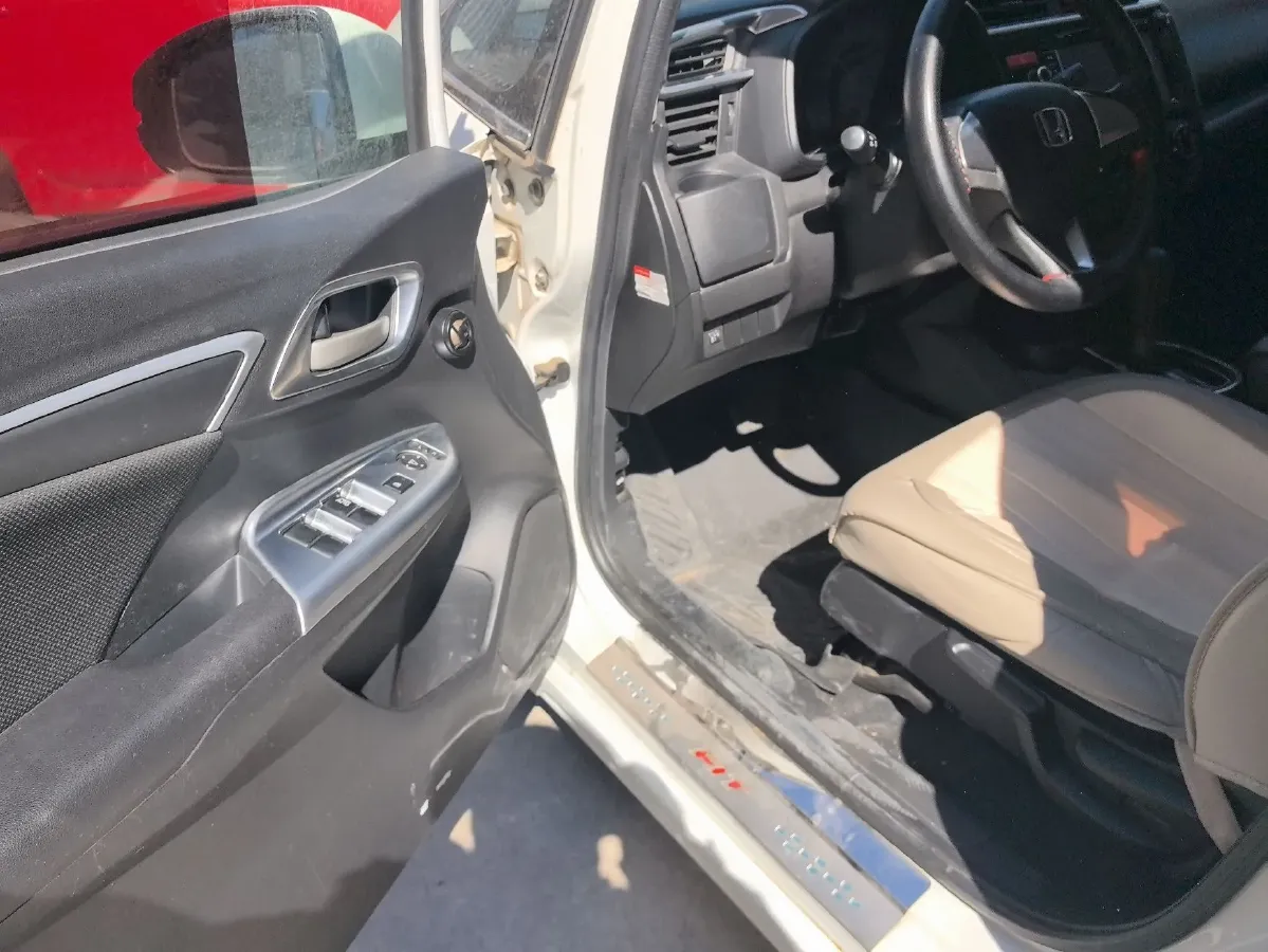 2014 Honda Fit 1.5L 131HP L4 CVT,autocango,china used car exporter,china ev exporter,chinese used car exporter,chinese used ev exporter