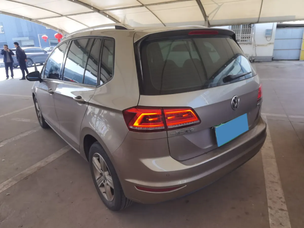 2018 Volkswagen Golf Sportsvan 1.6L 110HP L4 6AT,autocango,china used car exporter,china ev exporter,chinese used car exporter,chinese used ev exporter