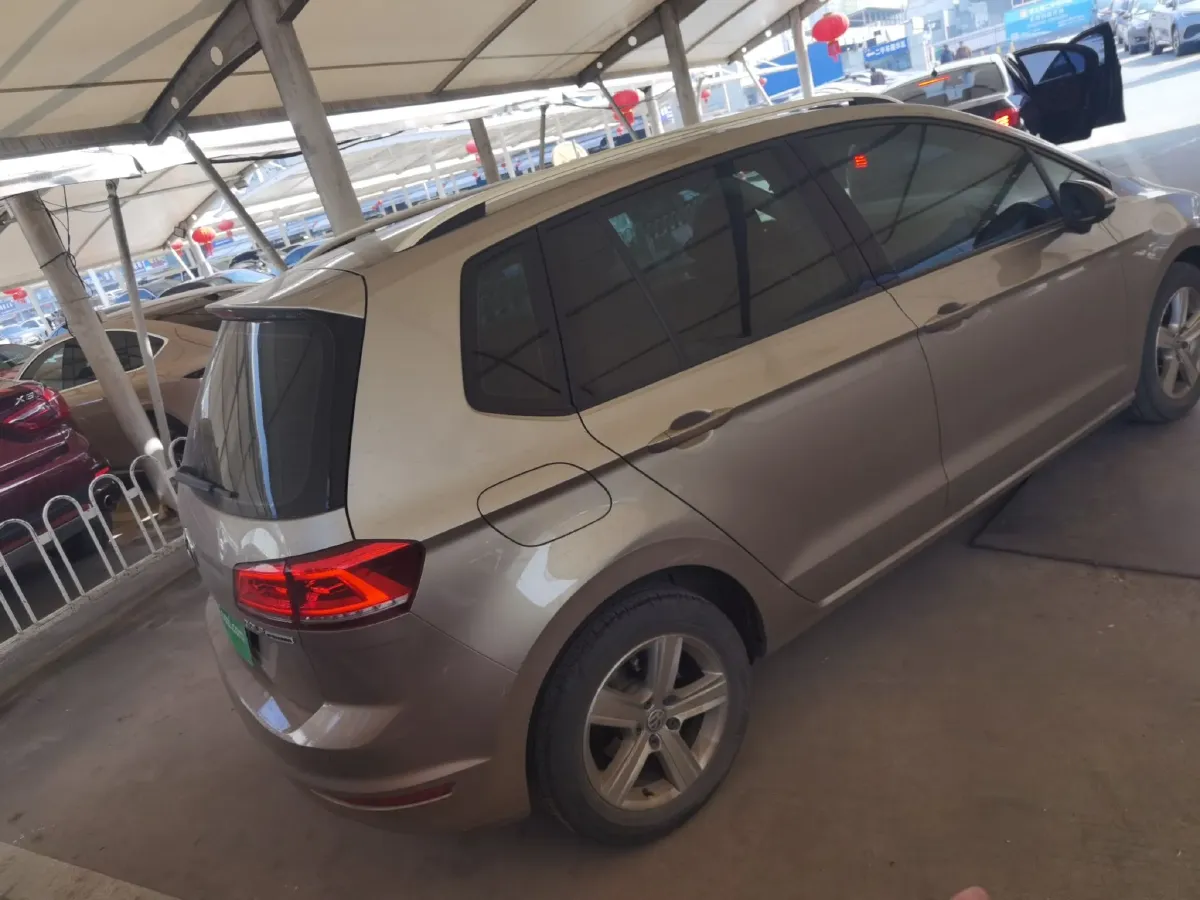 2018 Volkswagen Golf Sportsvan 1.6L 110HP L4 6AT,autocango,china used car exporter,china ev exporter,chinese used car exporter,chinese used ev exporter