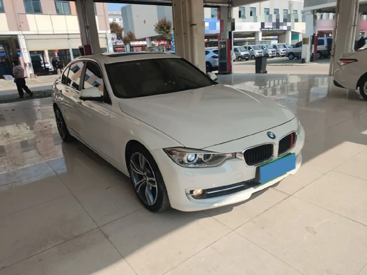 2015 BMW 3 Series 1.6T 136HP L4 8AT,autocango,china used car exporter,china ev exporter,chinese used car exporter,chinese used ev exporter