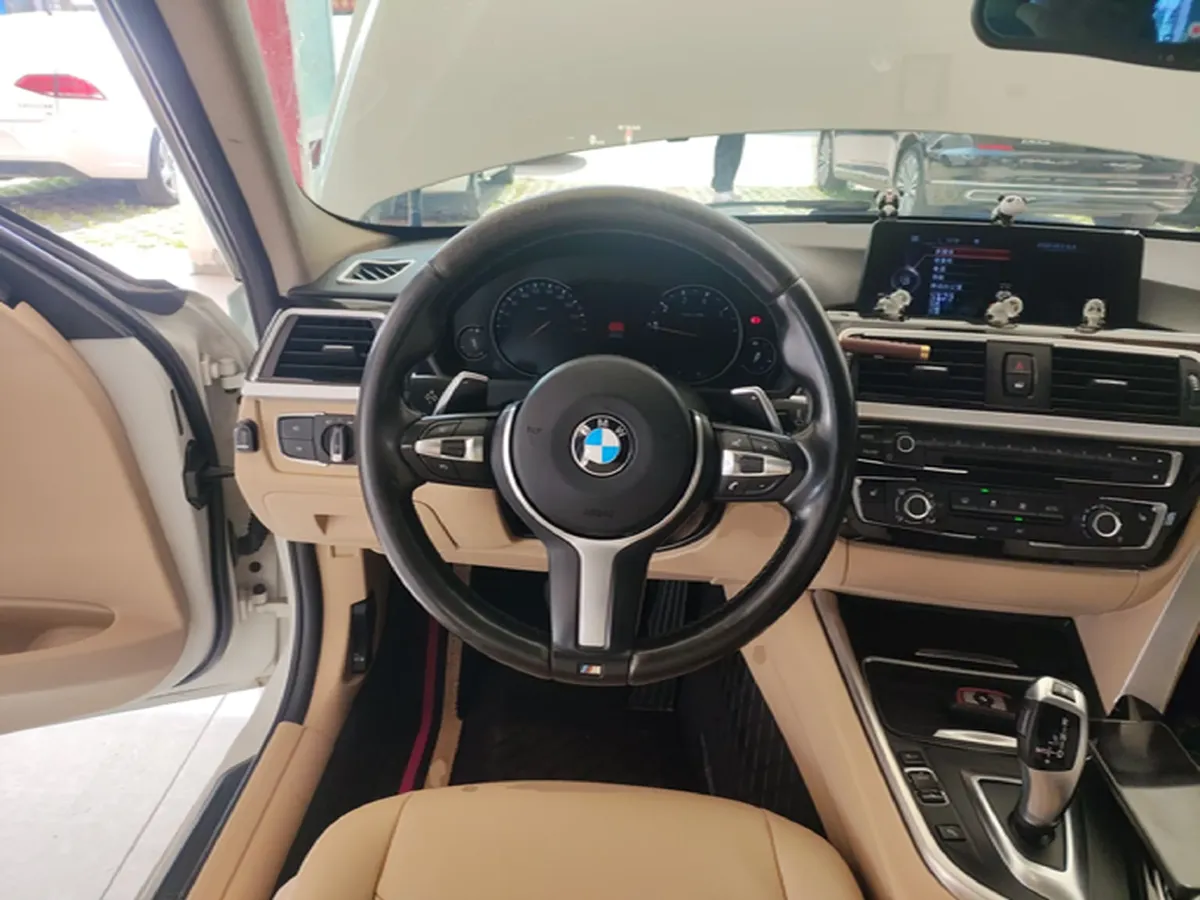 2015 BMW 3 Series 1.6T 136HP L4 8AT,autocango,china used car exporter,china ev exporter,chinese used car exporter,chinese used ev exporter