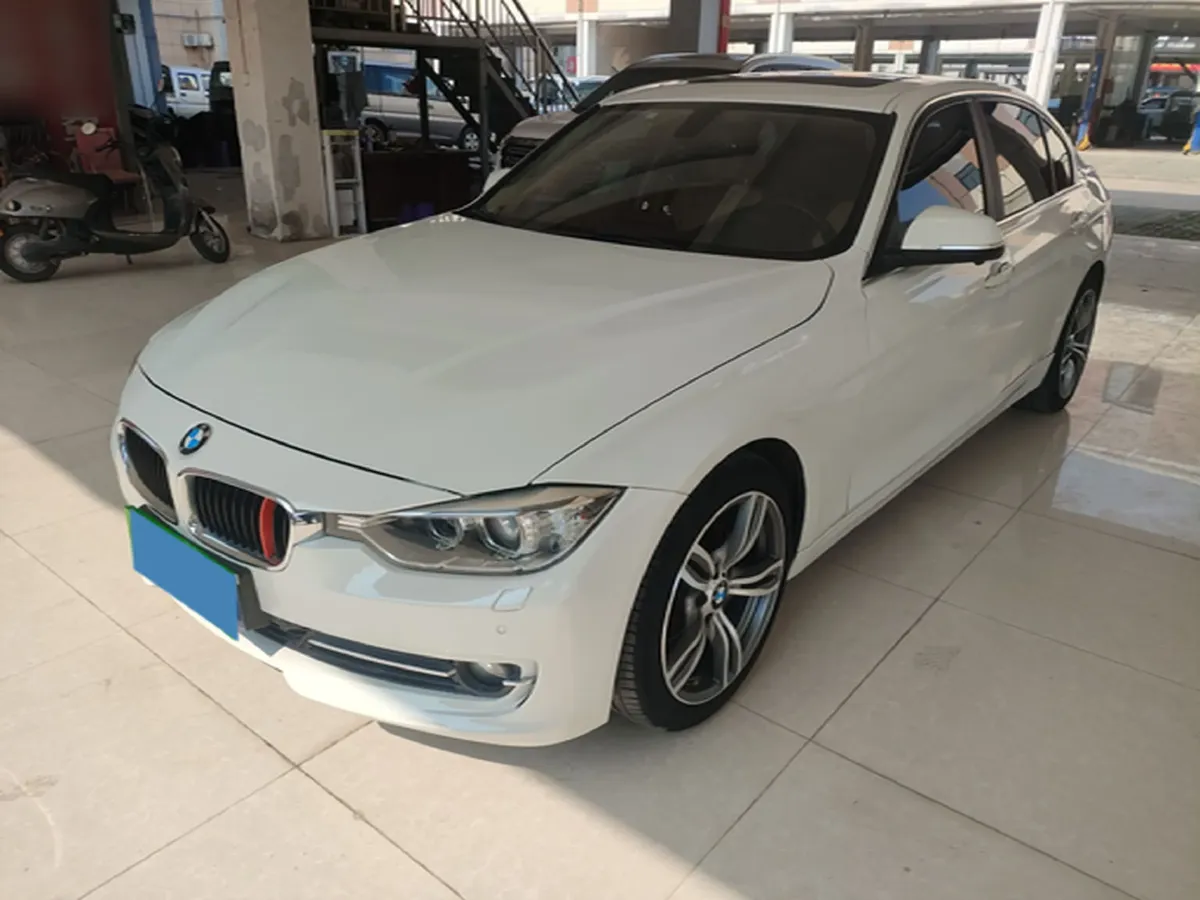 2015 BMW 3 Series 1.6T 136HP L4 8AT,autocango,china used car exporter,china ev exporter,chinese used car exporter,chinese used ev exporter