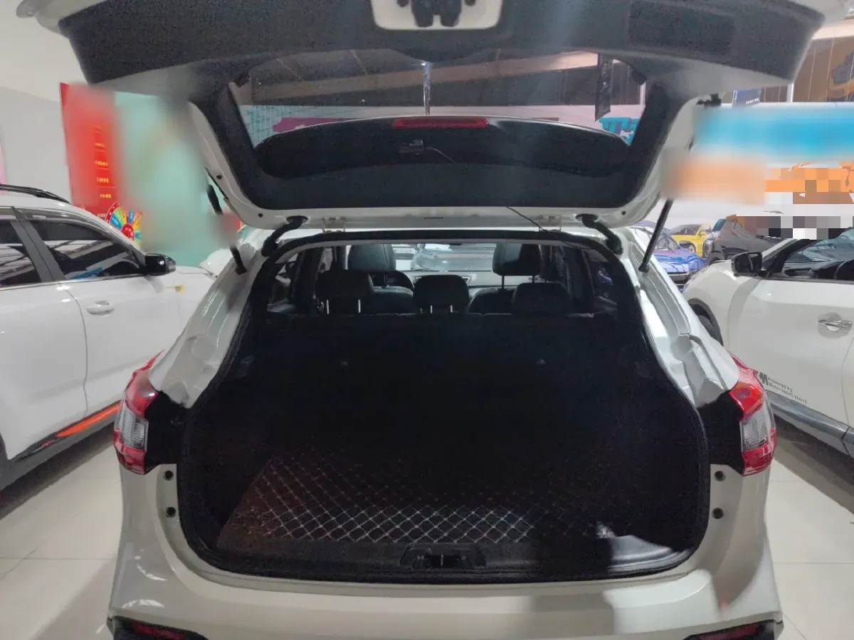 2019 Nissan Qashqai 2.0L 154HP L4 CVT,autocango,china used car exporter,china ev exporter,chinese used car exporter,chinese used ev exporter