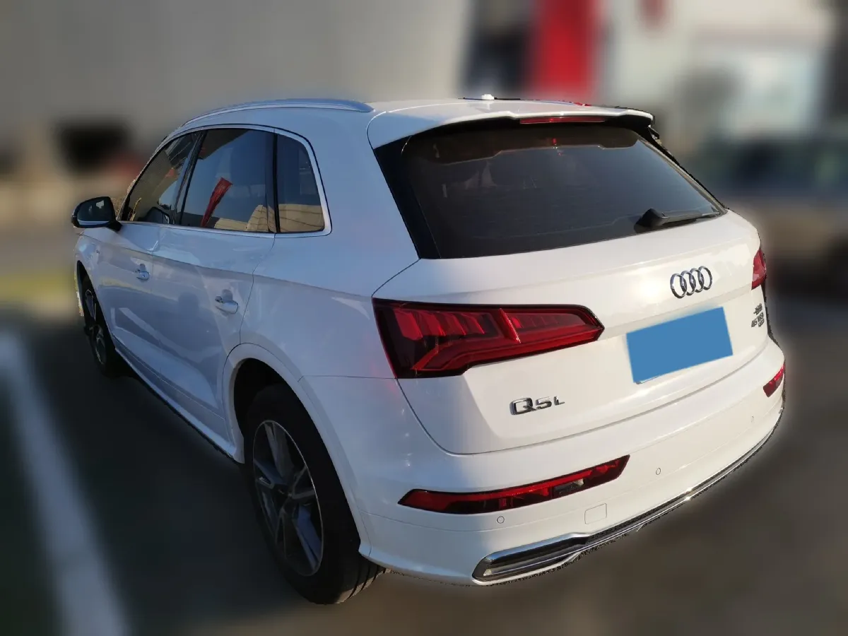 2018 Audi Q5L 2.0T 252HP L4 7DCT,autocango,china used car exporter,china ev exporter,chinese used car exporter,chinese used ev exporter