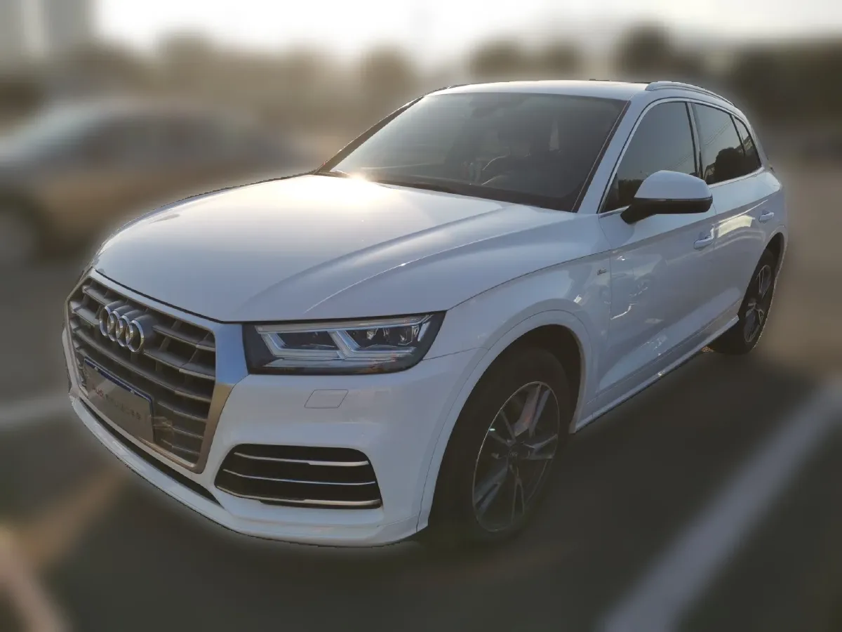 2018 Audi Q5L 2.0T 252HP L4 7DCT,autocango,china used car exporter,china ev exporter,chinese used car exporter,chinese used ev exporter