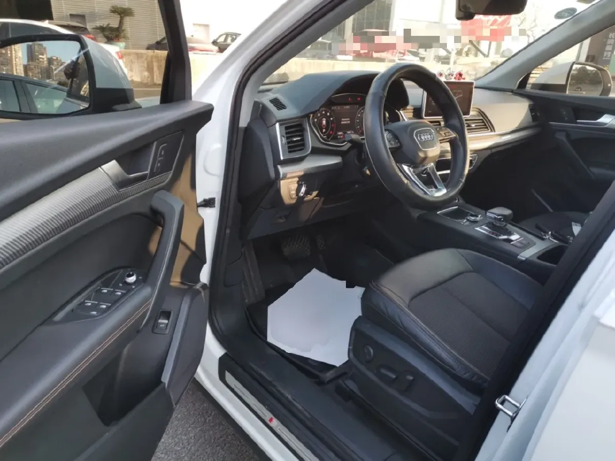 2018 Audi Q5L 2.0T 252HP L4 7DCT,autocango,china used car exporter,china ev exporter,chinese used car exporter,chinese used ev exporter