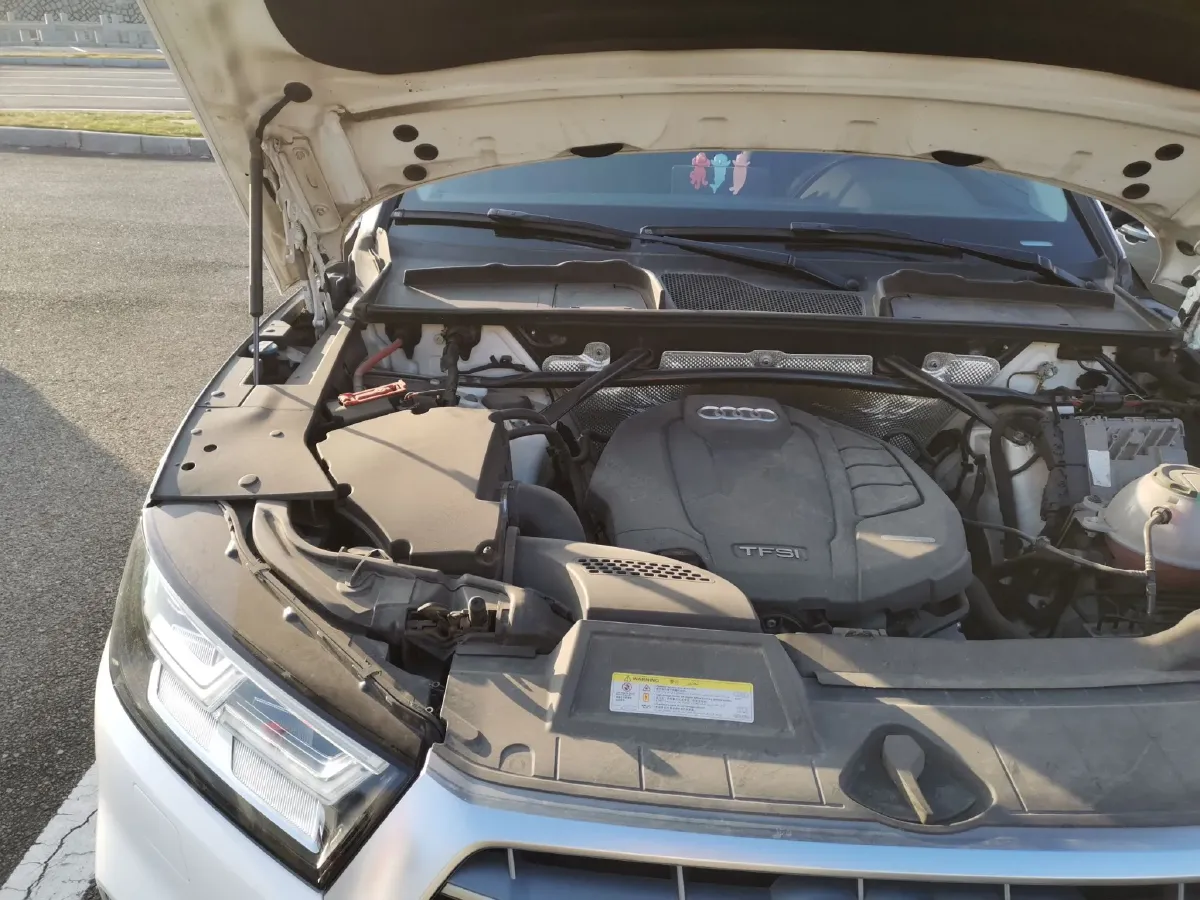 2018 Audi Q5L 2.0T 252HP L4 7DCT,autocango,china used car exporter,china ev exporter,chinese used car exporter,chinese used ev exporter