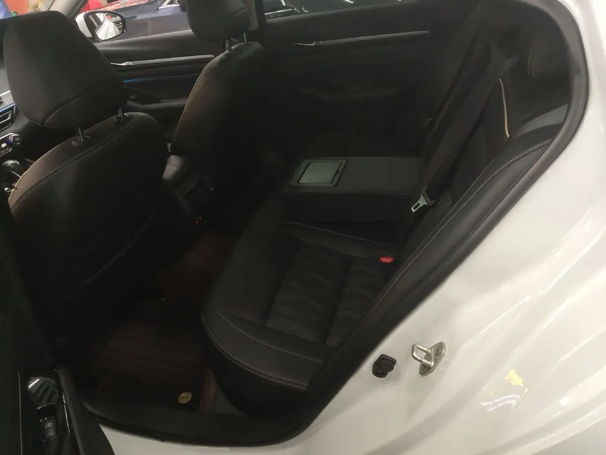 2022 Nissan Teana 2.0L 156HP L4 CVT,autocango,china used car exporter,china ev exporter,chinese used car exporter,chinese used ev exporter