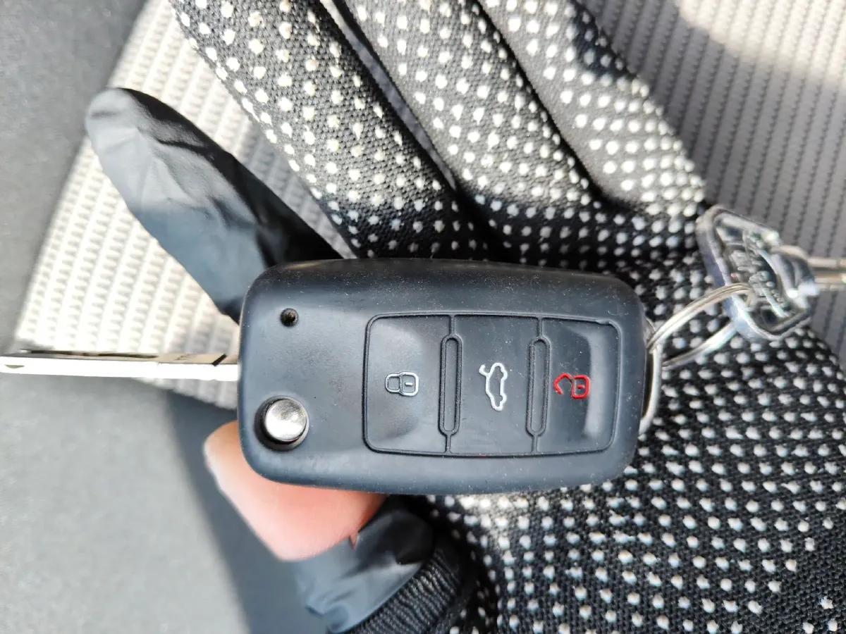 2018 Volkswagen Santana 1.5L 110HP L4 6AT,autocango,china used car exporter,china ev exporter,chinese used car exporter,chinese used ev exporter