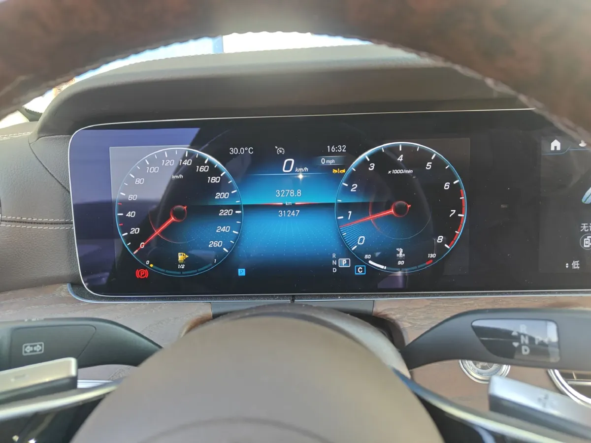 2023 Mercedes-Benz E Class 2.0T 258HP L4 9AT,autocango,china used car exporter,china ev exporter,chinese used car exporter,chinese used ev exporter