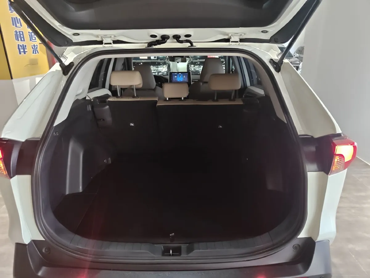 2020 Toyota RAV4 2.0L 171HP L4 CVT,autocango,china used car exporter,china ev exporter,chinese used car exporter,chinese used ev exporter