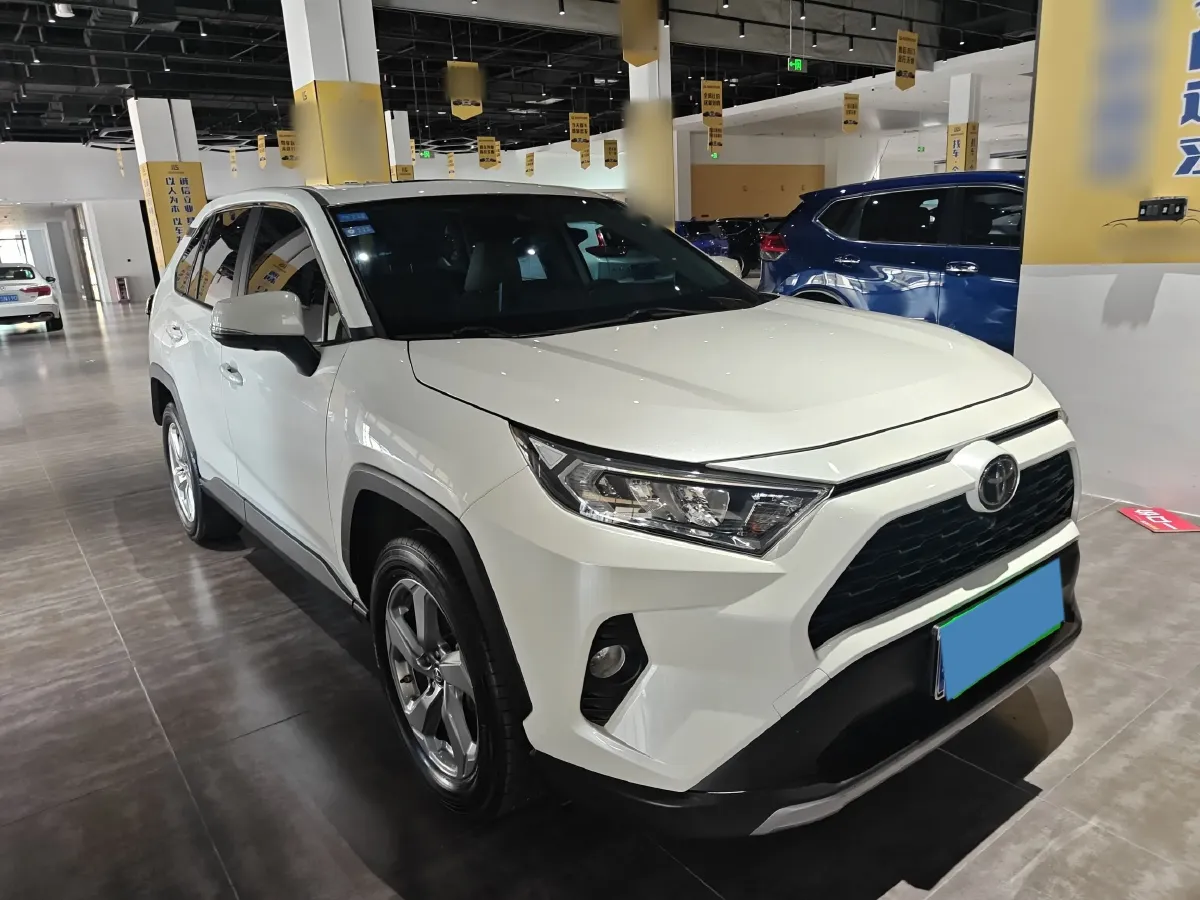 2020 Toyota RAV4 2.0L 171HP L4 CVT,autocango,china used car exporter,china ev exporter,chinese used car exporter,chinese used ev exporter