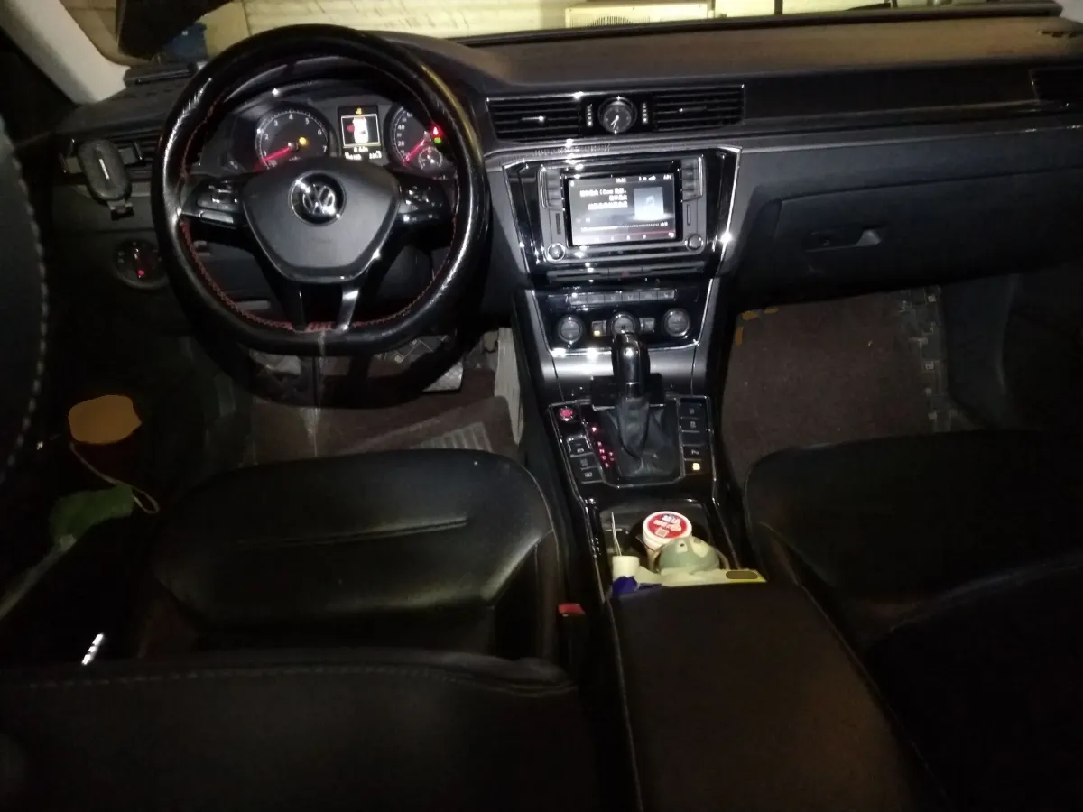 2017 Ford Everest 2.0T 245HP L4 6AT,autocango,china used car exporter,china ev exporter,chinese used car exporter,chinese used ev exporter