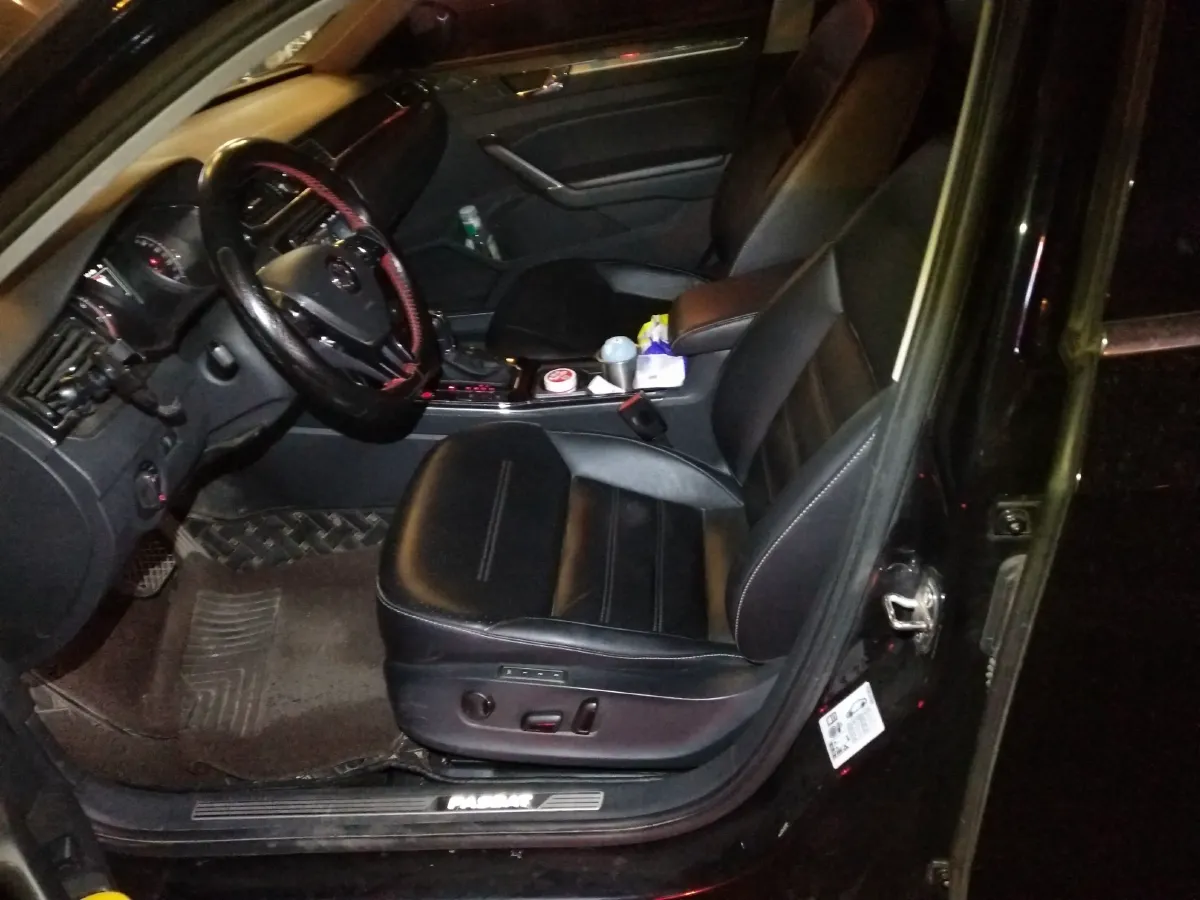 2017 Ford Everest 2.0T 245HP L4 6AT,autocango,china used car exporter,china ev exporter,chinese used car exporter,chinese used ev exporter