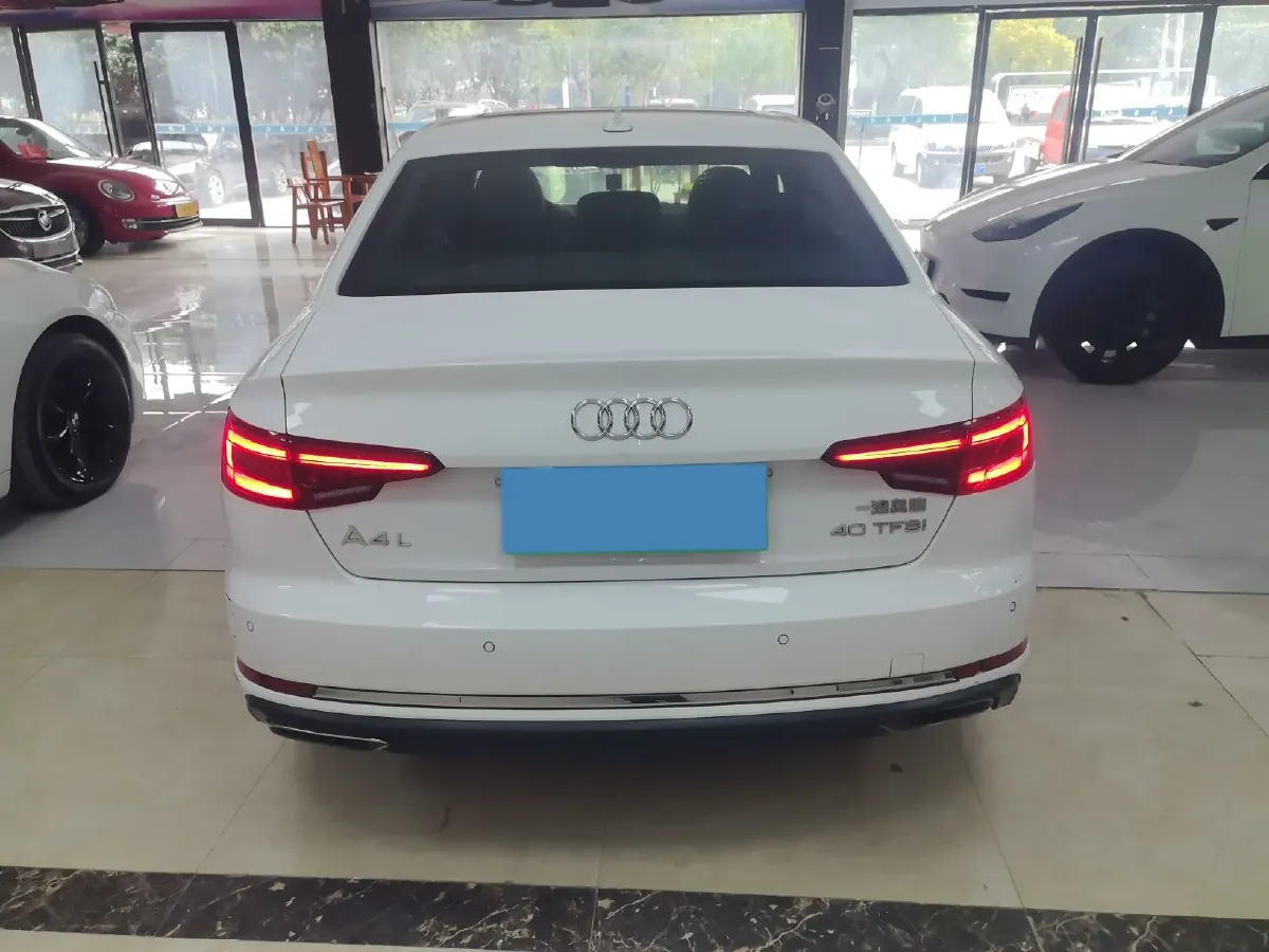 2019 Audi A4L 2.0T 190HP L4 7DCT,autocango,china used car exporter,china ev exporter,chinese used car exporter,chinese used ev exporter