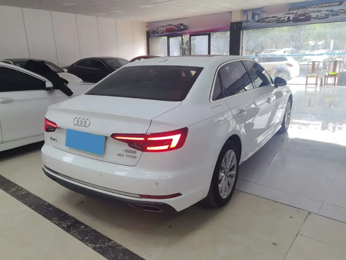 2019 Audi A4L 2.0T 190HP L4 7DCT,autocango,china used car exporter,china ev exporter,chinese used car exporter,chinese used ev exporter