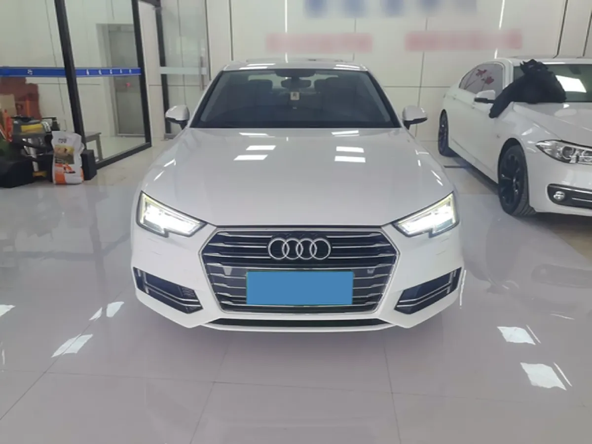 2019 Audi A4L 2.0T 190HP L4 7DCT,autocango,china used car exporter,china ev exporter,chinese used car exporter,chinese used ev exporter