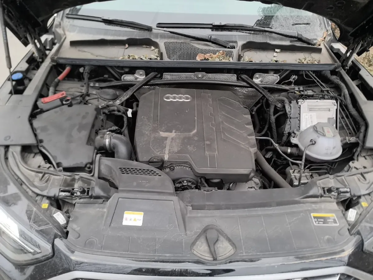 2023 Audi Q5L 2.0T 190HP L4 7DCT,autocango,china used car exporter,china ev exporter,chinese used car exporter,chinese used ev exporter