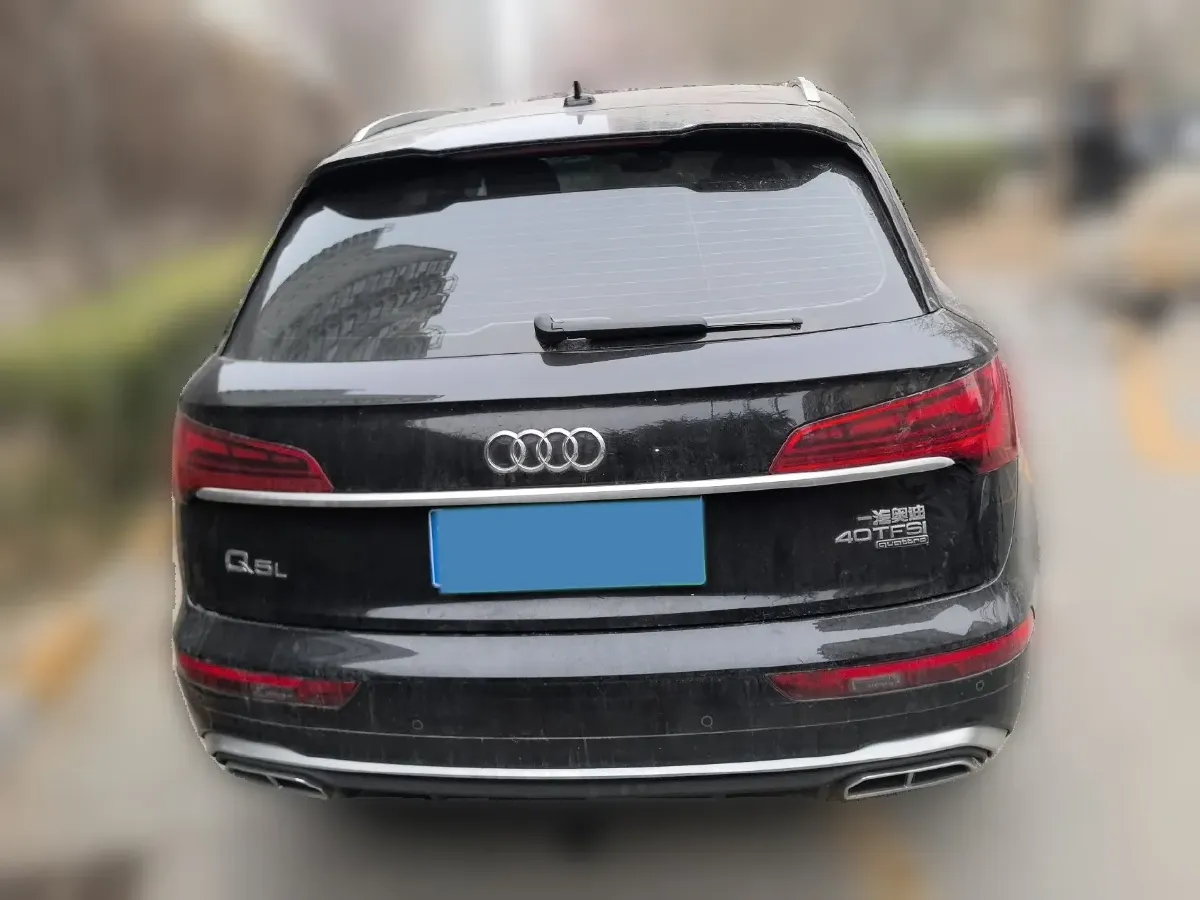 2023 Audi Q5L 2.0T 190HP L4 7DCT,autocango,china used car exporter,china ev exporter,chinese used car exporter,chinese used ev exporter