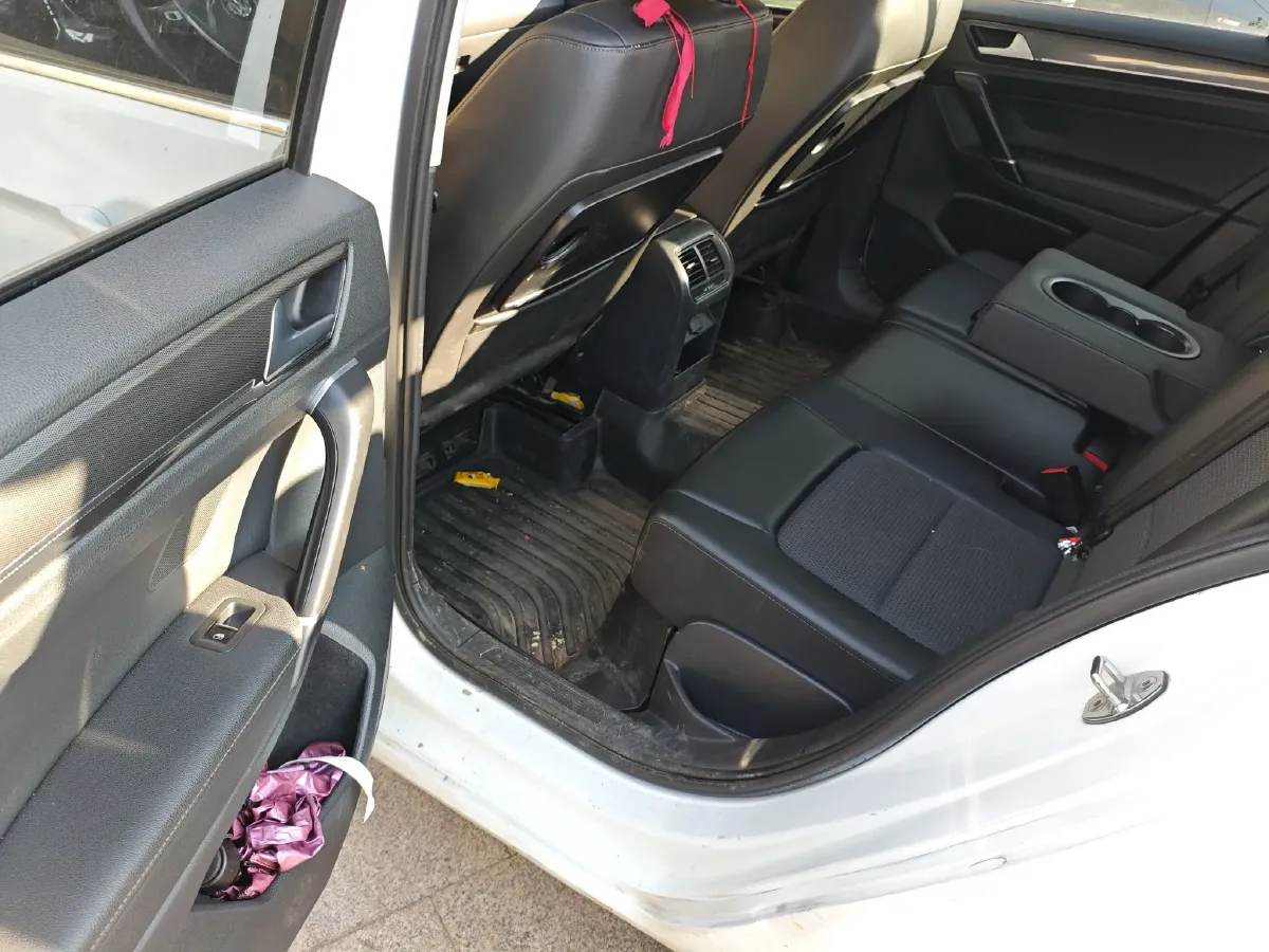 2018 Volkswagen Golf Sportsvan 1.4T 131HP L4 7DCT,autocango,china used car exporter,china ev exporter,chinese used car exporter,chinese used ev exporter