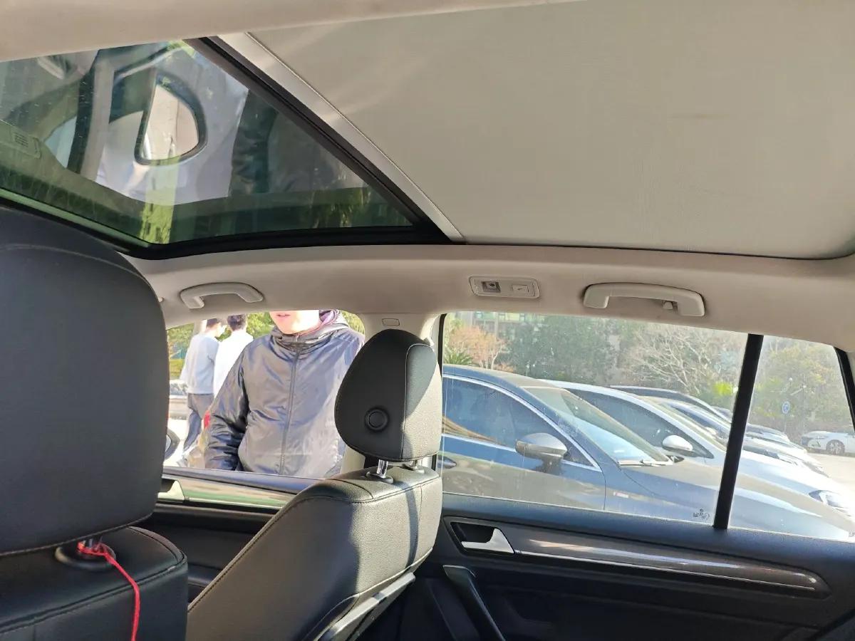 2018 Volkswagen Golf Sportsvan 1.4T 131HP L4 7DCT,autocango,china used car exporter,china ev exporter,chinese used car exporter,chinese used ev exporter