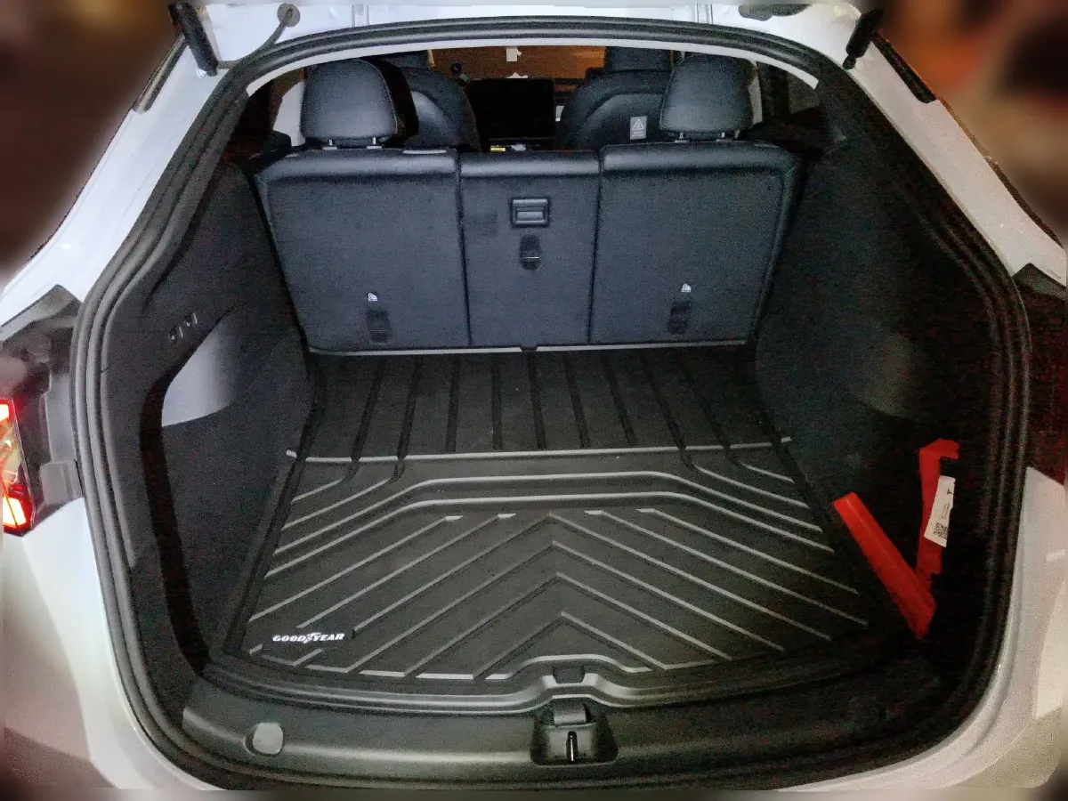 2024 Tesla Model Y BEV 78.4KWH,autocango,china used car exporter,china ev exporter,chinese used car exporter,chinese used ev exporter