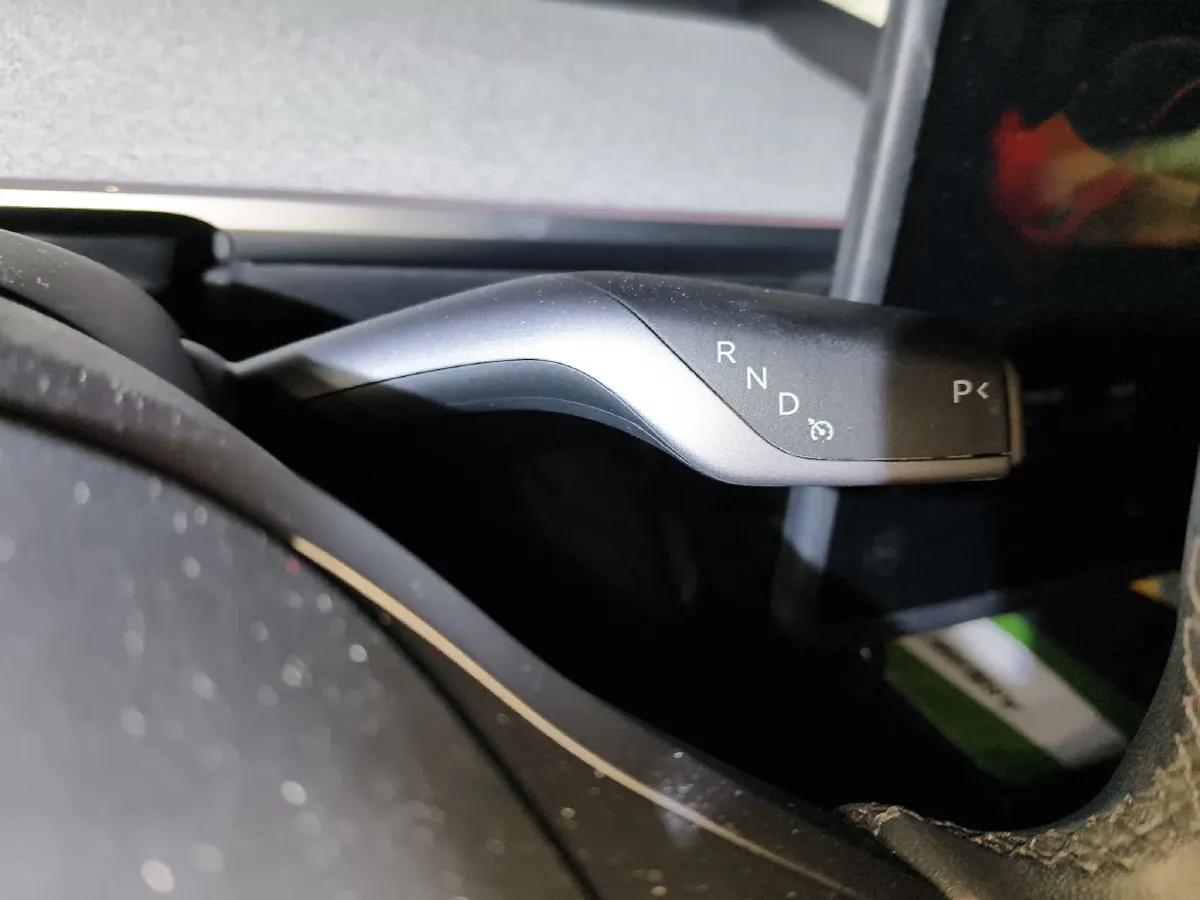 2024 Tesla Model Y BEV 78.4KWH,autocango,china used car exporter,china ev exporter,chinese used car exporter,chinese used ev exporter