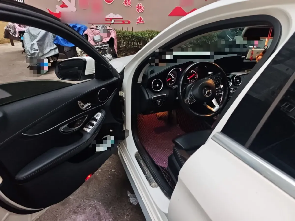 2017 Mercedes-Benz C Class 1.6T 156HP L4 7AT,autocango,china used car exporter,china ev exporter,chinese used car exporter,chinese used ev exporter