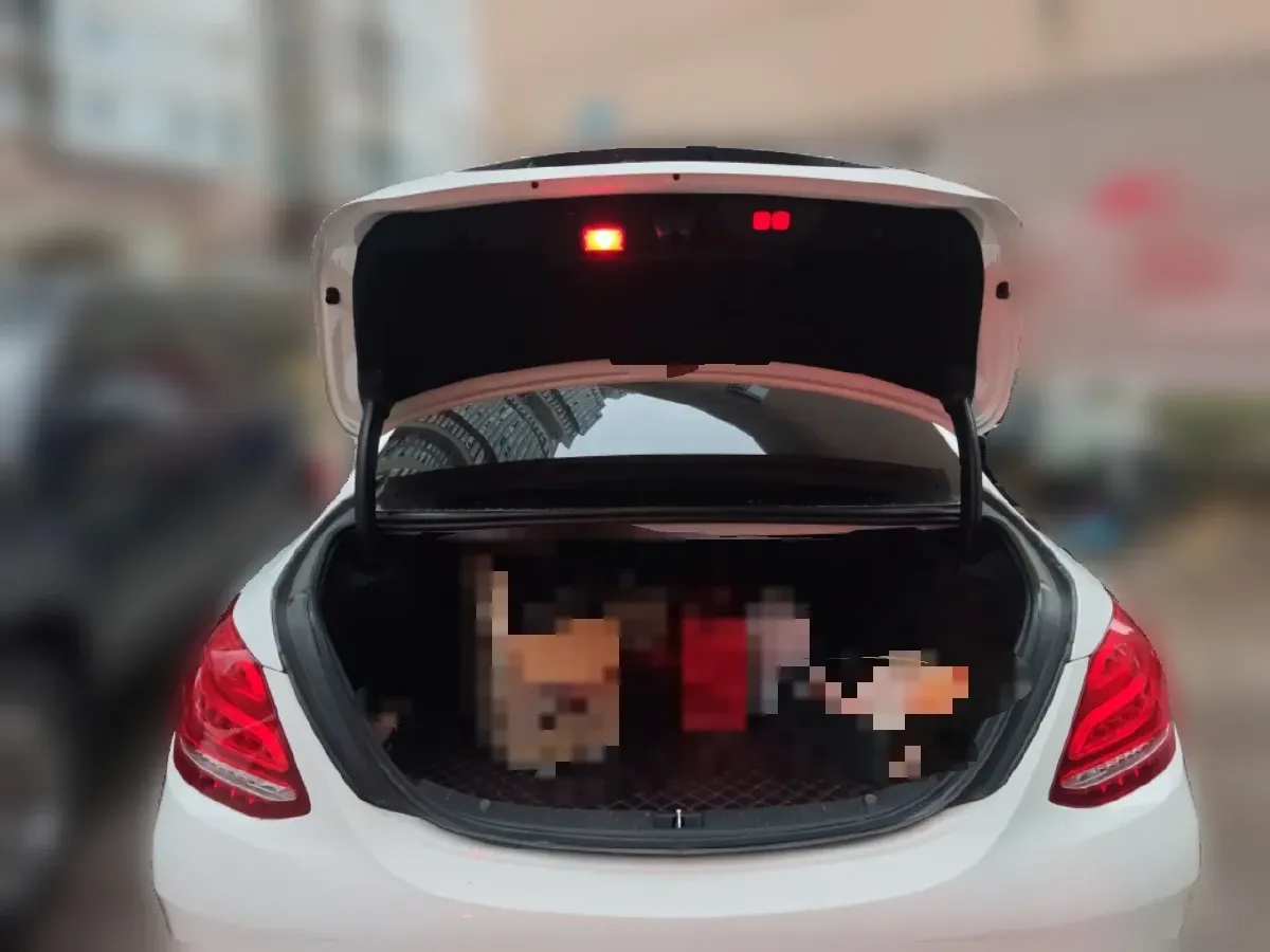 2017 Mercedes-Benz C Class 1.6T 156HP L4 7AT,autocango,china used car exporter,china ev exporter,chinese used car exporter,chinese used ev exporter