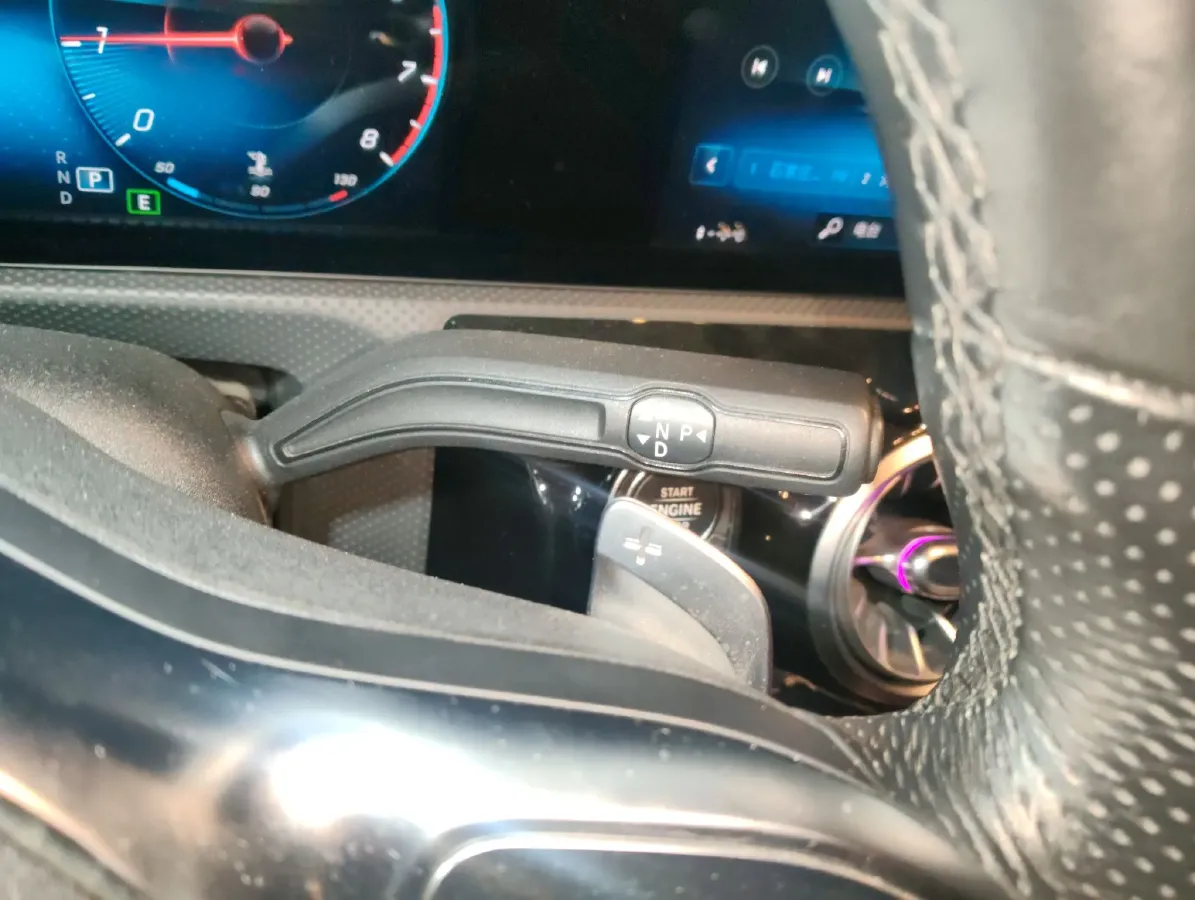 2021 Mercedes-Benz A Class 1.3T 163HP L4 7DCT,autocango,china used car exporter,china ev exporter,chinese used car exporter,chinese used ev exporter