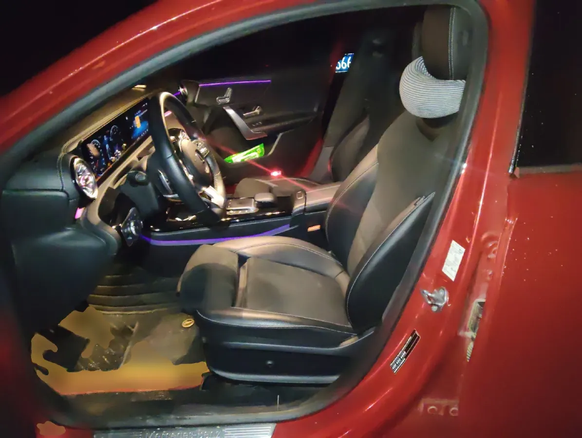 2021 Mercedes-Benz A Class 1.3T 163HP L4 7DCT,autocango,china used car exporter,china ev exporter,chinese used car exporter,chinese used ev exporter