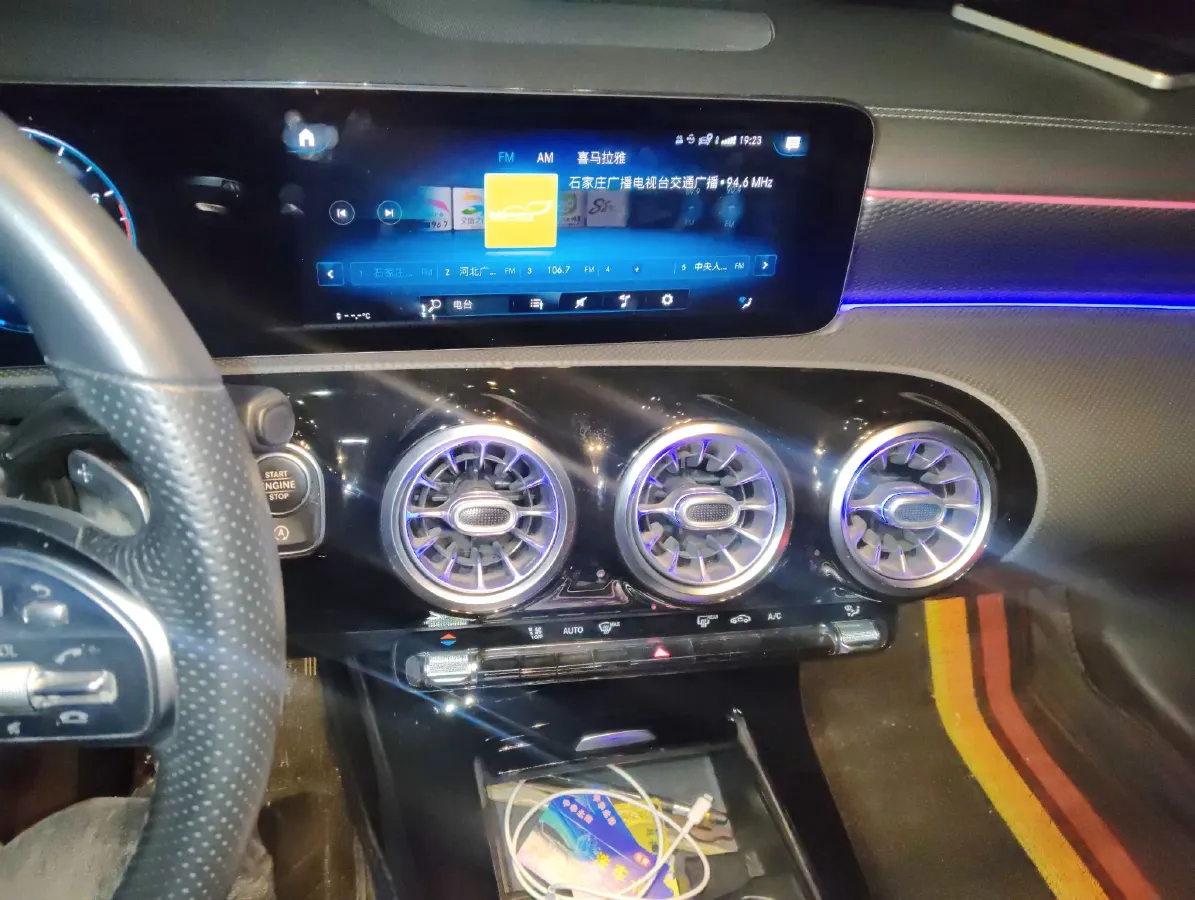 2021 Mercedes-Benz A Class 1.3T 163HP L4 7DCT,autocango,china used car exporter,china ev exporter,chinese used car exporter,chinese used ev exporter