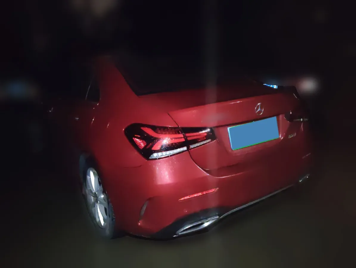 2021 Mercedes-Benz A Class 1.3T 163HP L4 7DCT,autocango,china used car exporter,china ev exporter,chinese used car exporter,chinese used ev exporter