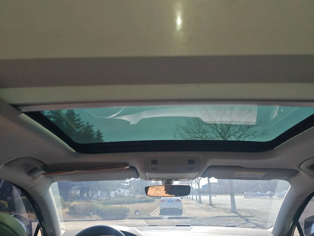 2020 Volkswagen Magotan 2.0T 186HP L4 7DCT,autocango,china used car exporter,china ev exporter,chinese used car exporter,chinese used ev exporter