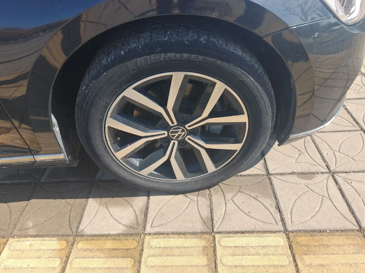 2020 Volkswagen Magotan 2.0T 186HP L4 7DCT,autocango,china used car exporter,china ev exporter,chinese used car exporter,chinese used ev exporter