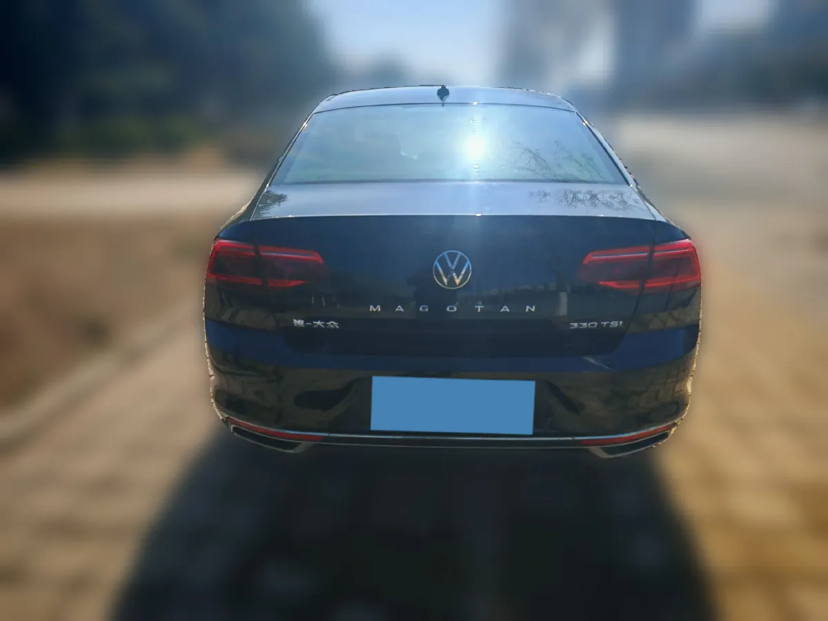 2020 Volkswagen Magotan 2.0T 186HP L4 7DCT,autocango,china used car exporter,china ev exporter,chinese used car exporter,chinese used ev exporter