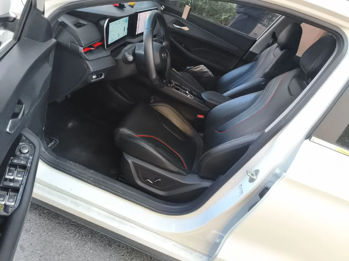 2022 Nissan Sylphy 1.6L 122HP L4 CVT,autocango,china used car exporter,china ev exporter,chinese used car exporter,chinese used ev exporter